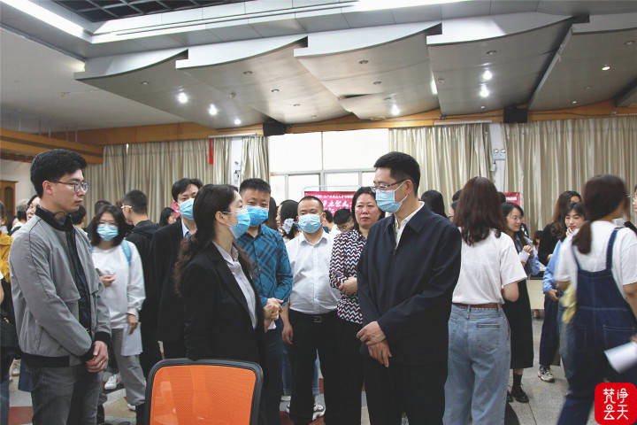 泊头市女工招聘新信息，今日的机会与挑战